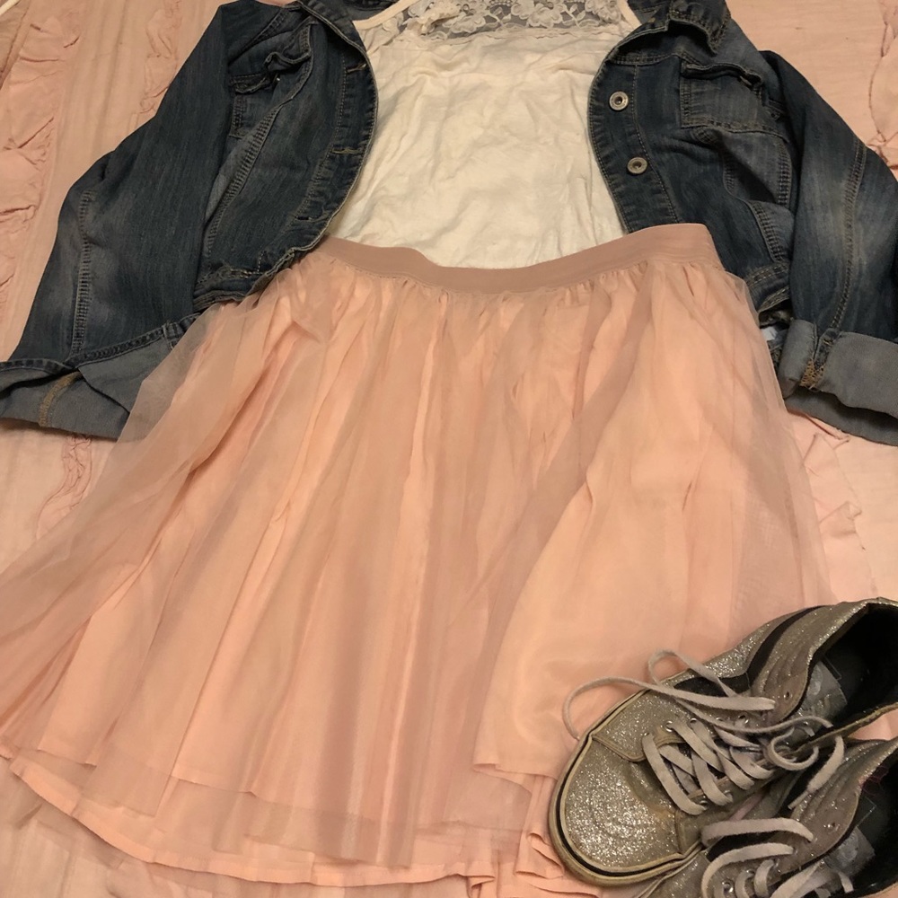 🔥🔥5/$50🔥🔥Torrid size 2 tulle skirt